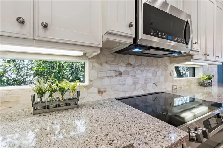 2870 Cinnamon Bay Cir Nw, Naples, Florida 34119