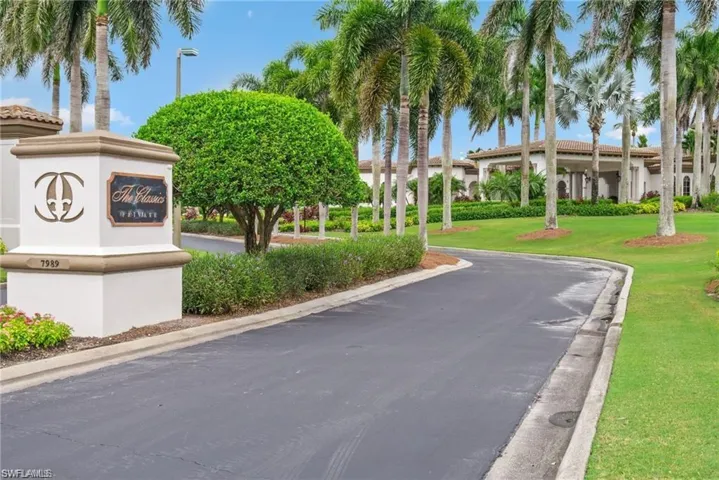 Private Golf Clubhouse