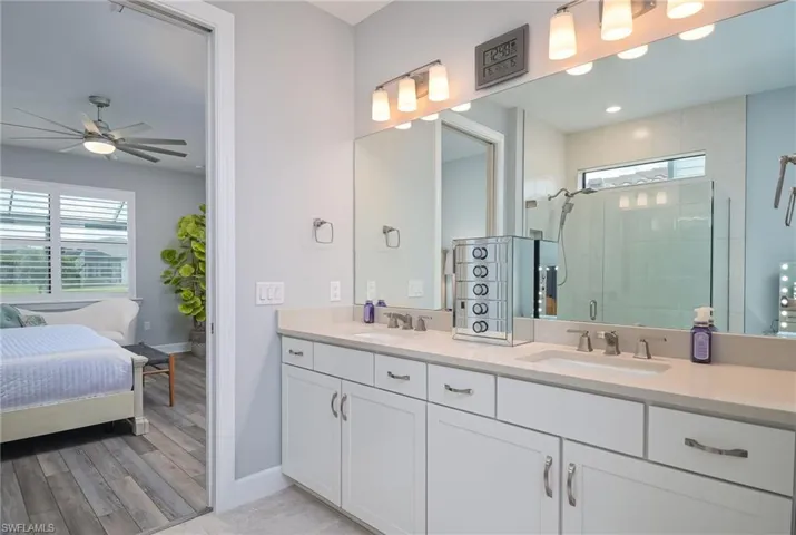 Owners Bathroom
