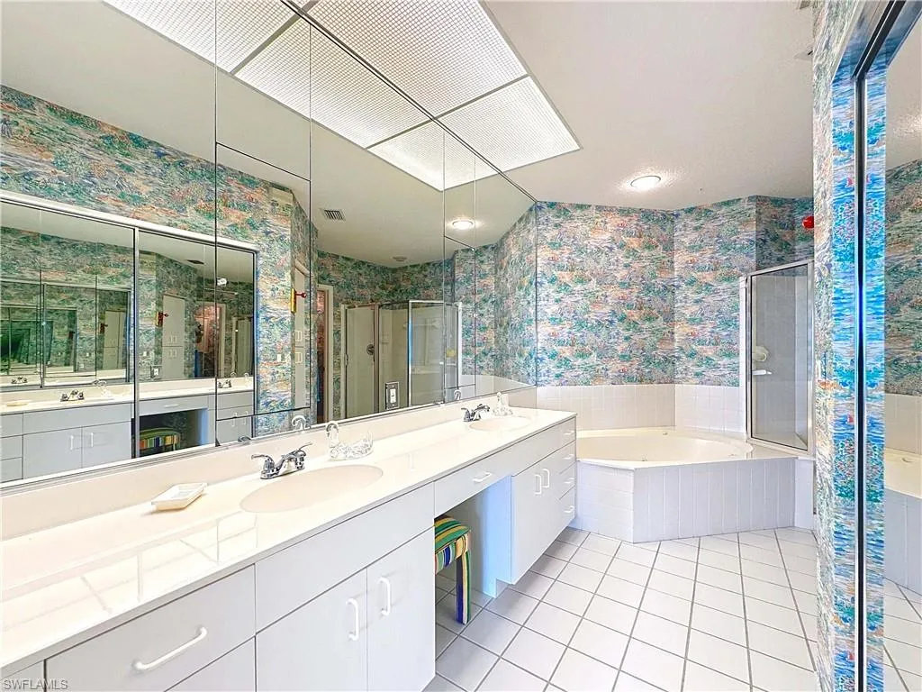 269 Barefoot Beach BLVD, Bonita Springs, FL 34134,225034055