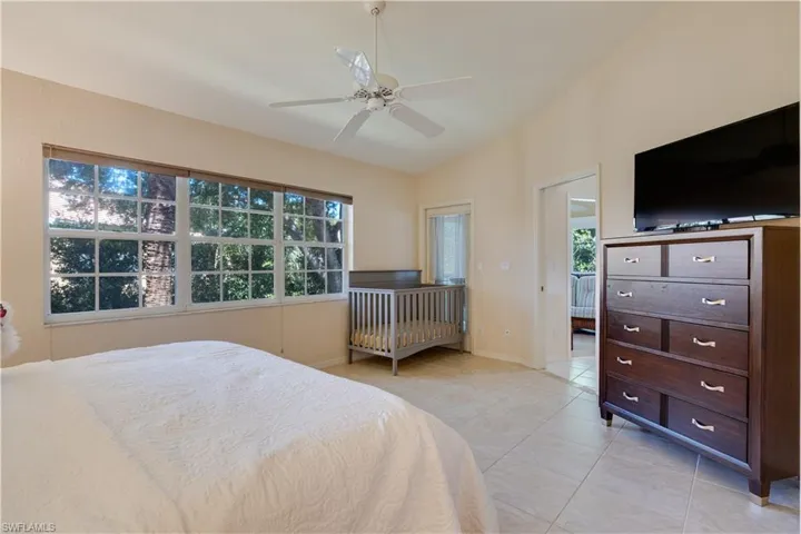 8420 Excalibur Cir R12, Naples, Florida 34108