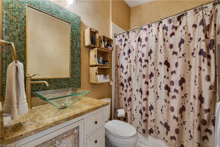 8420 Excalibur Cir R12, Naples, Florida 34108