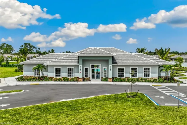 404  Grace Bay  LN, Naples, FL 34114