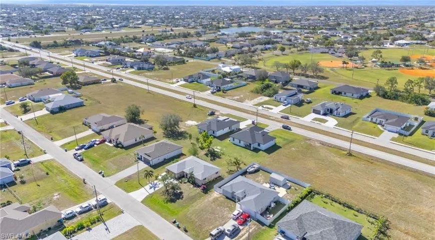 1021 Chiquita Blvd N, Cape Coral, Florida 33993