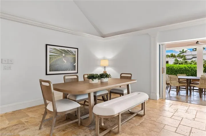 2201 Beacon Ln, Naples, Florida 34103