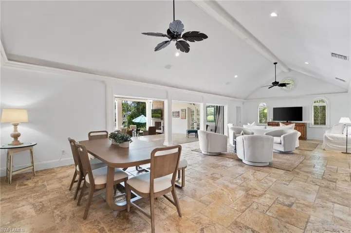 2201 Beacon Ln, Naples, Florida 34103