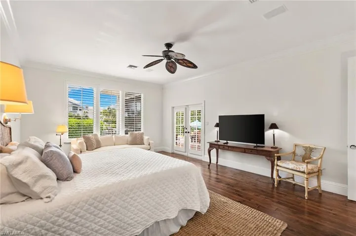 2201 Beacon Ln, Naples, Florida 34103