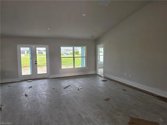 925 Nw 8th Pl, Cape Coral, Florida 33993