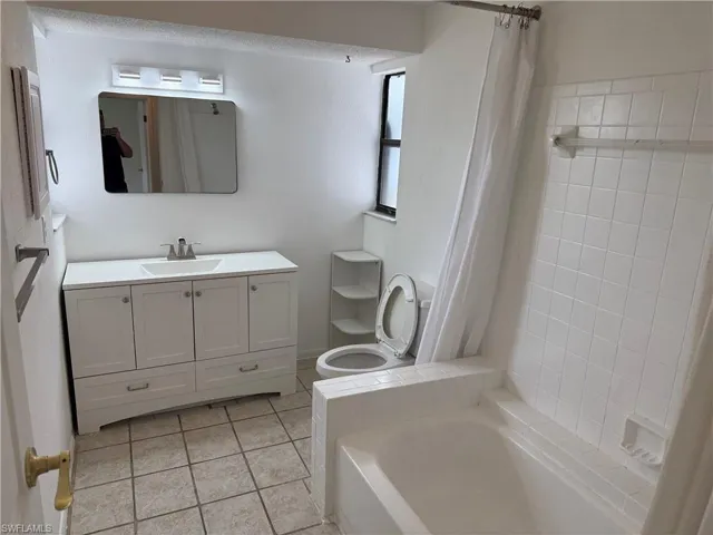 142 Se 1st Ave, Cape Coral, Florida 33990