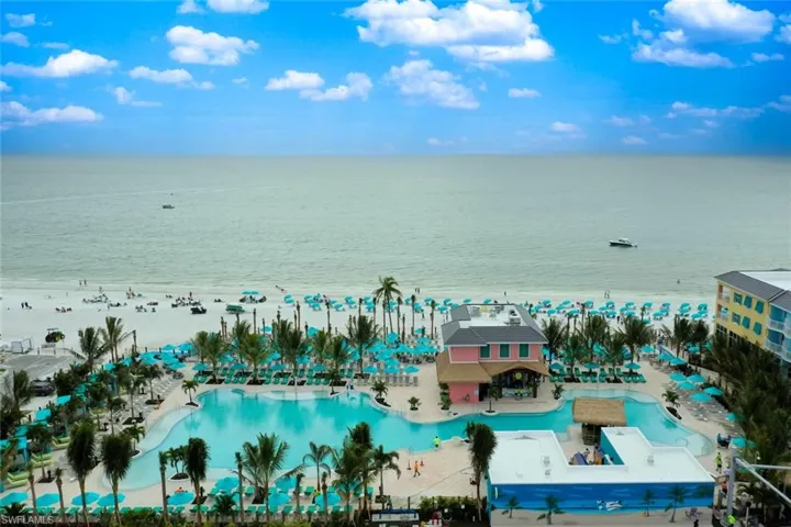 5780 Lauder St, Fort Myers Beach, Florida 33931