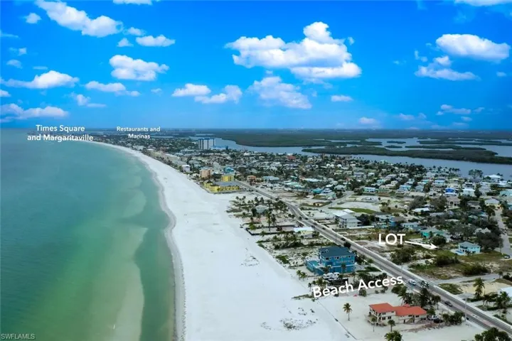 5780 Lauder St, Fort Myers Beach, Florida 33931