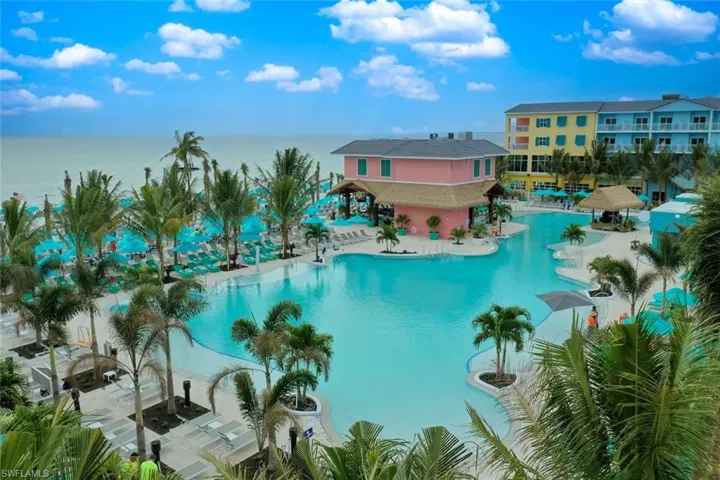 5780 Lauder St, Fort Myers Beach, Florida 33931