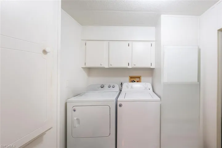 130  Grassy Key  LN, Naples, FL 34114