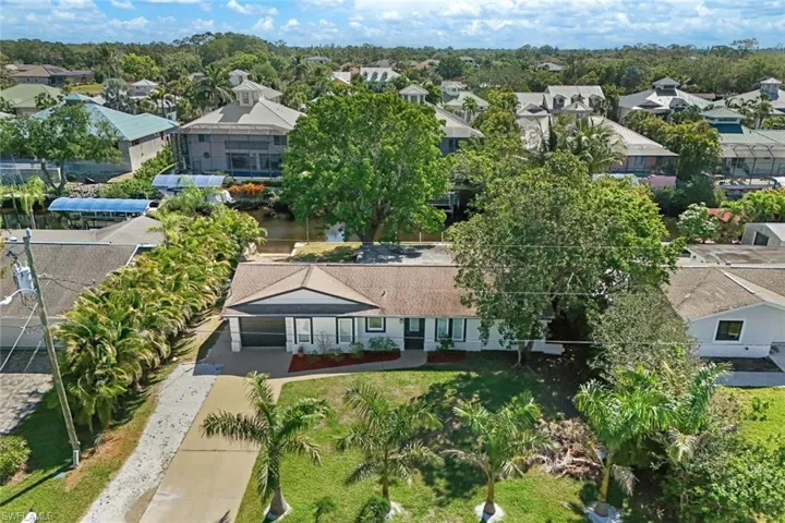 This home provides a short boat ride to many SWFL private beaches.