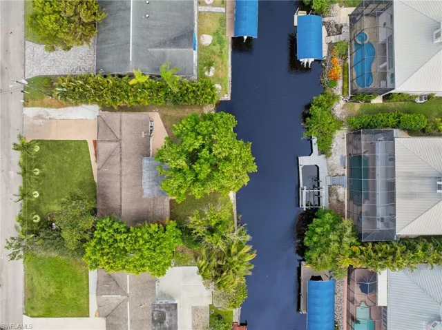 Desirable GULF ACCESS home just minutes from SWFL beaches!