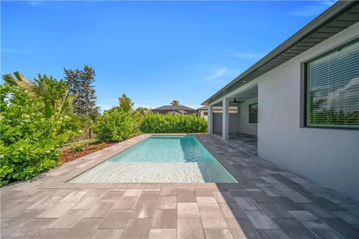 411 Sw 26th Pl, Cape Coral, Florida 33991