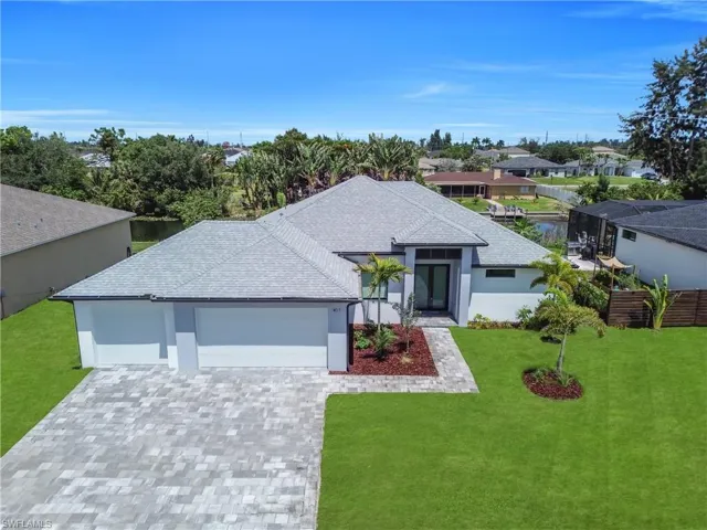 411 Sw 26th Pl, Cape Coral, Florida 33991