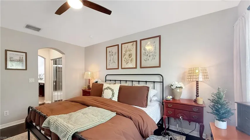 9762  Roundstone  CIR, Fort Myers, FL 33967