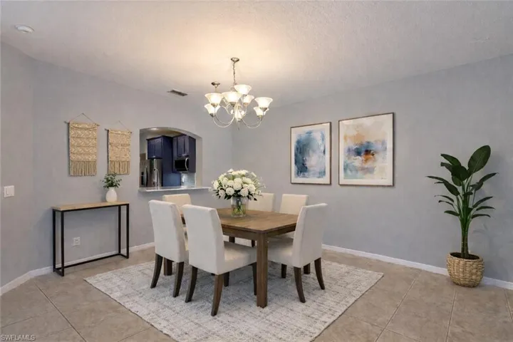 9762  Roundstone  CIR, Fort Myers, FL 33967