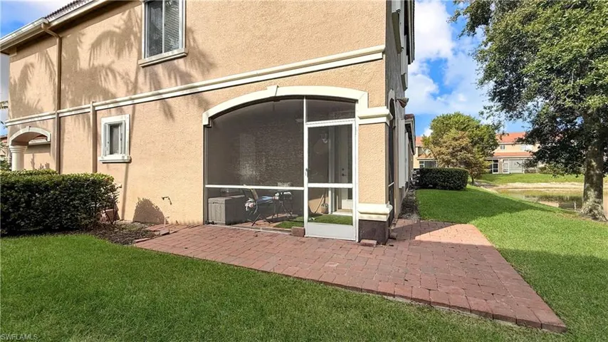 9762  Roundstone  CIR, Fort Myers, FL 33967