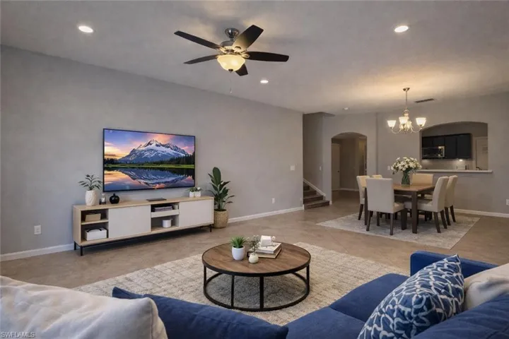 9762  Roundstone  CIR, Fort Myers, FL 33967