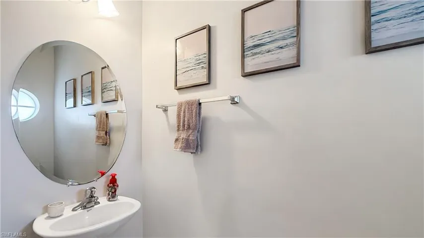9762  Roundstone  CIR, Fort Myers, FL 33967