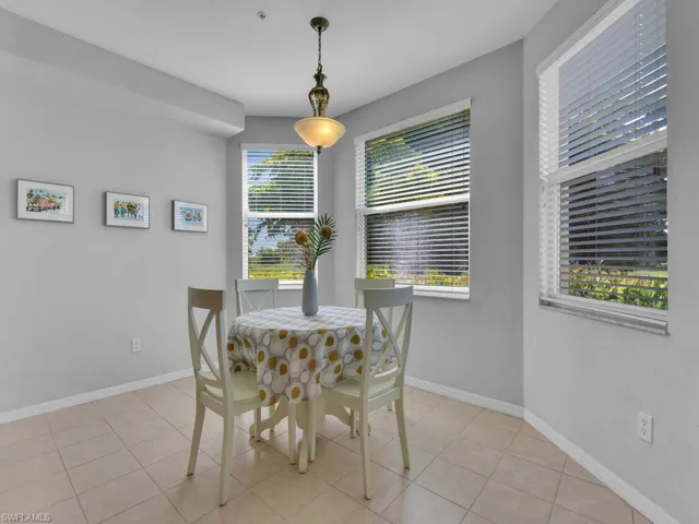 Breakfast Nook