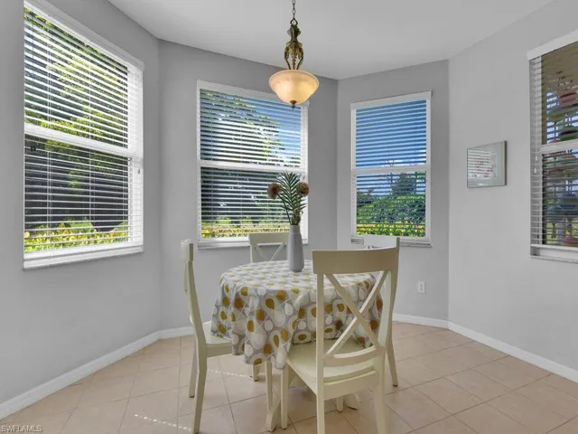 Breakfast Nook