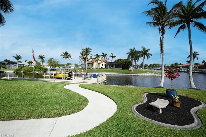 3433 SW 27th AVE, CAPE CORAL FL 33914