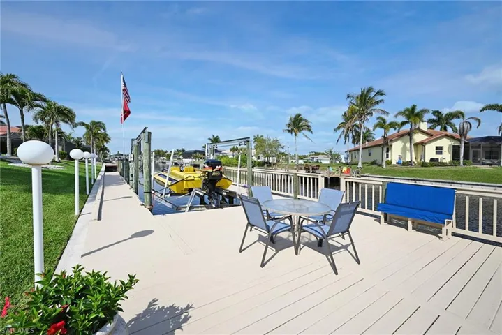 3433 SW 27th AVE, CAPE CORAL FL 33914