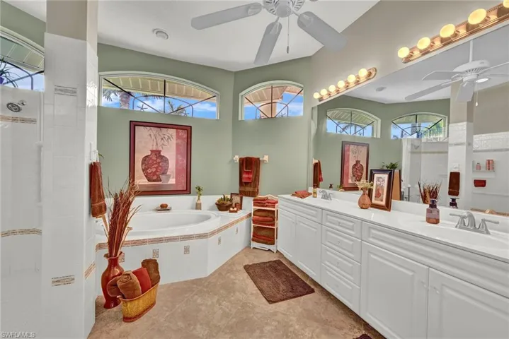 3433 SW 27th AVE, CAPE CORAL FL 33914