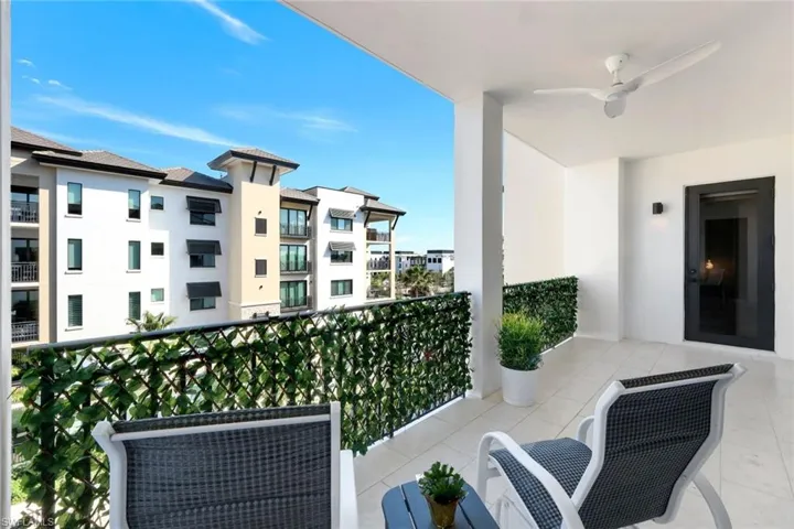 1030 3rd Ave S # 419, Naples, Florida 34102