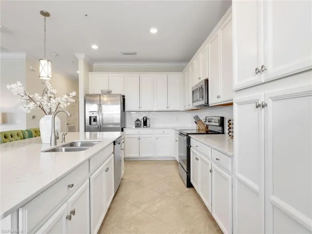9578 Trevi Ct # 5145, Naples, Florida 34113