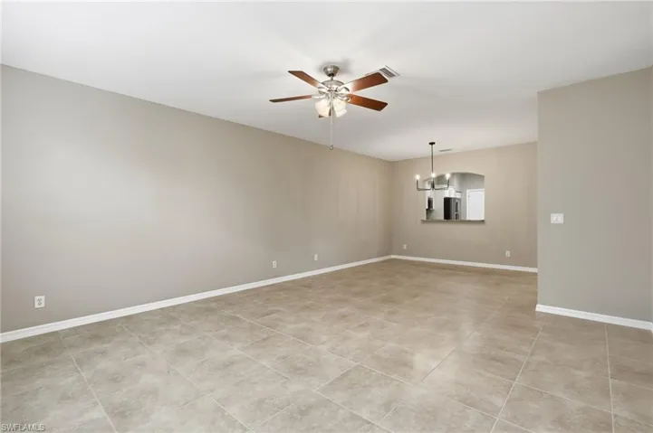 9829 Roundstone Cir, Fort Myers, Florida 33967