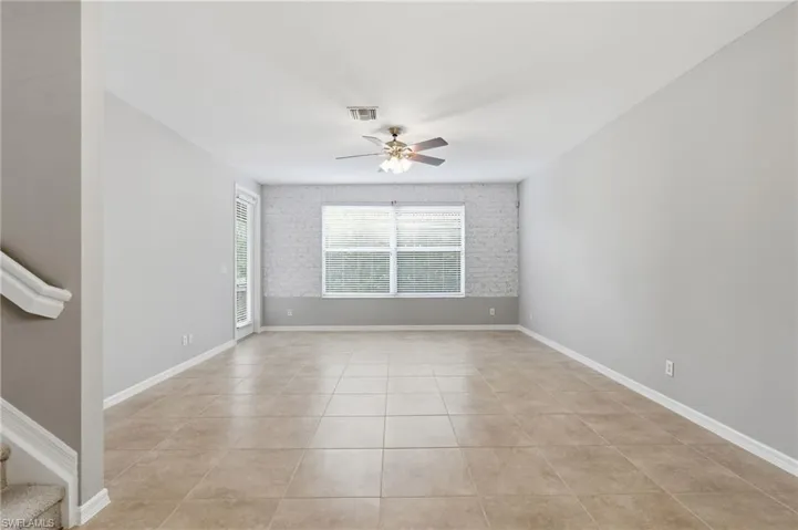 9829 Roundstone Cir, Fort Myers, Florida 33967