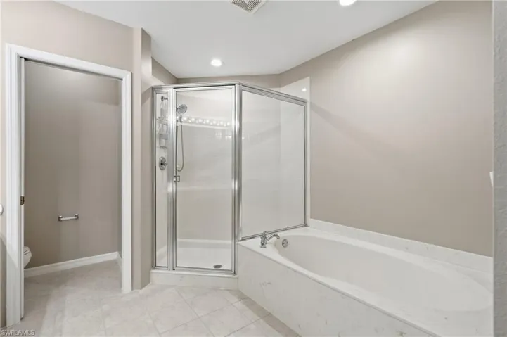 9829 Roundstone Cir, Fort Myers, Florida 33967
