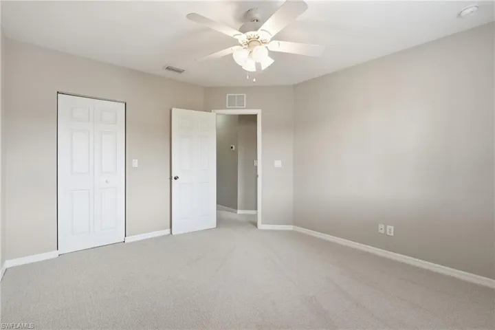 9829 Roundstone Cir, Fort Myers, Florida 33967
