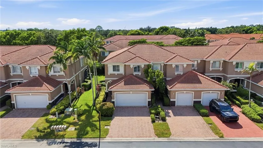 9829 Roundstone Cir, Fort Myers, Florida 33967