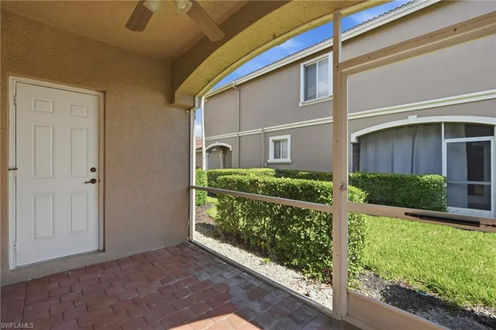 9829 Roundstone Cir, Fort Myers, Florida 33967