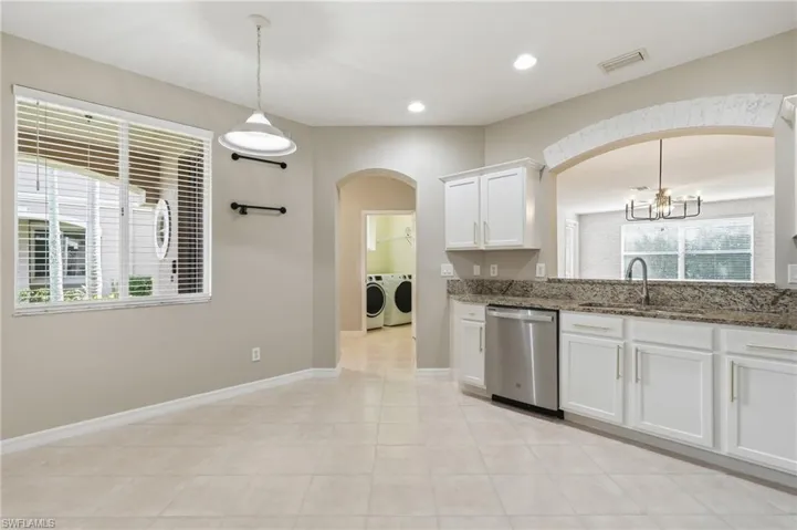 9829 Roundstone Cir, Fort Myers, Florida 33967