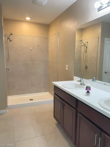 1132 Nw 8th Ter, Cape Coral, Florida 33993