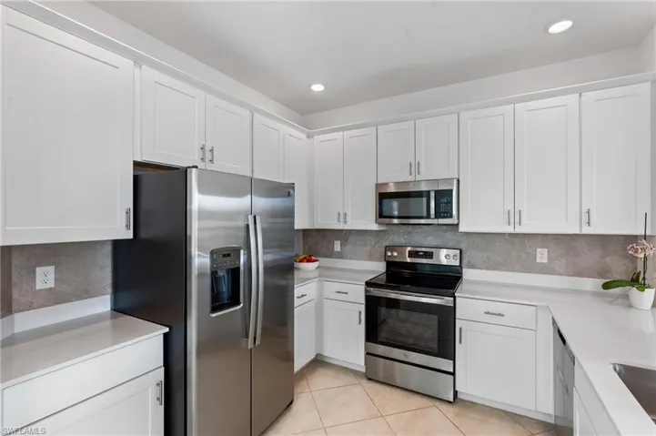 2850  Blossom  WAY, Naples, FL 34120