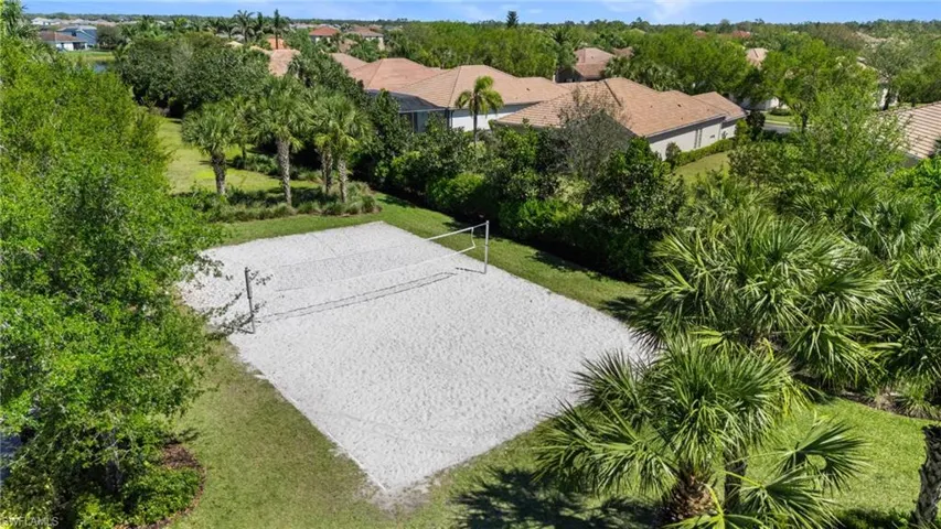 2850  Blossom  WAY, Naples, FL 34120