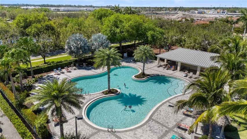 2850  Blossom  WAY, Naples, FL 34120