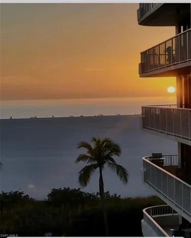 260 Seaview Ct 404, Marco Island, Florida 34145