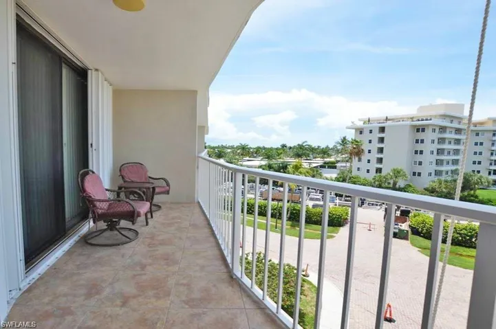 260 Seaview Ct 404, Marco Island, Florida 34145