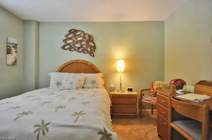 260 Seaview Ct 404, Marco Island, Florida 34145