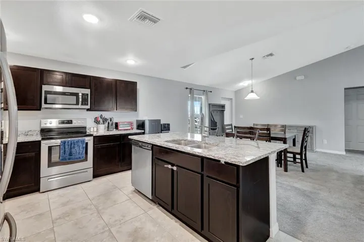 2612 NE 5th  AVE, Cape Coral, FL 33909
