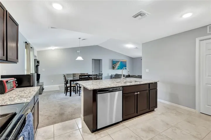 2612 NE 5th  AVE, Cape Coral, FL 33909