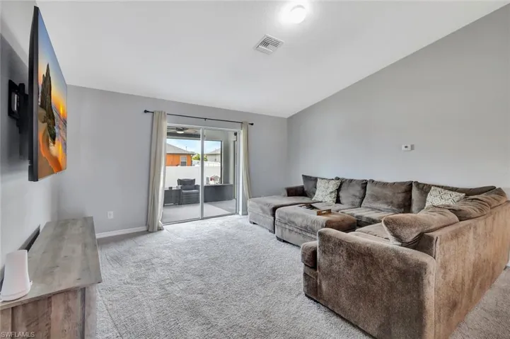 2612 NE 5th  AVE, Cape Coral, FL 33909